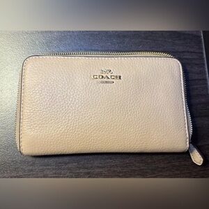 Coach Pebbled Leather Zip Wallet in Beige with Gold Hardware